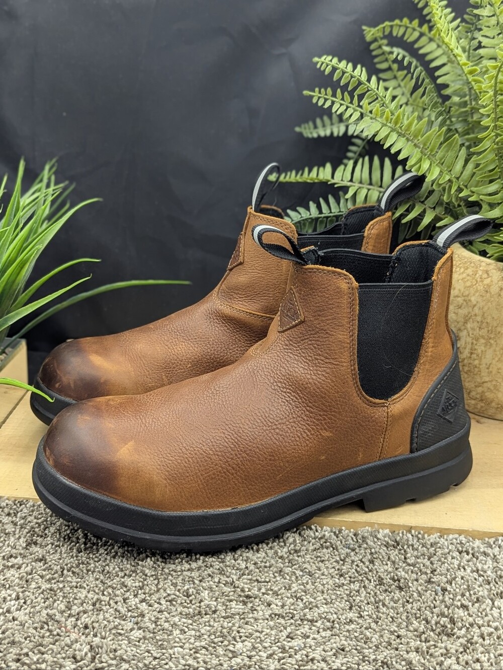 Muck Boots Brown Leather Farm Work Mens Size 11 Slip On Casual Winter